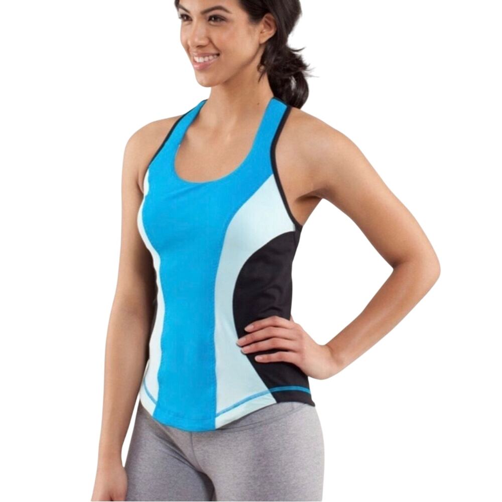 Lululemon Cool Racerback Tank Top Built in Bra Gym Workout  Size 6 Sporty Yoga